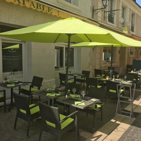 Logis Hotel Restaurant La Boule D'Or Chinon Dış mekan fotoğraf